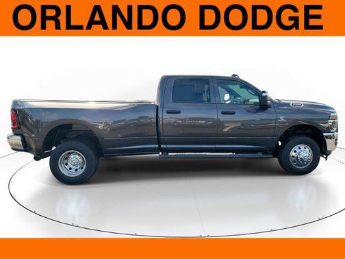 2026 RAM 3500 Tradesman Crew Cab 4x4 8' Box