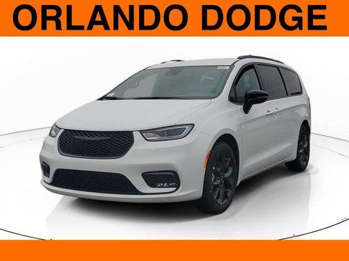 2026 Chrysler Pacifica L