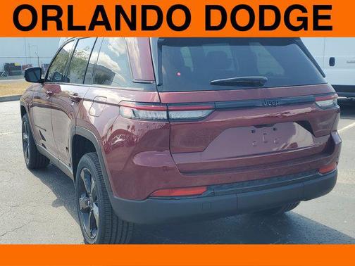 2025 Jeep Grand Cherokee Altitude