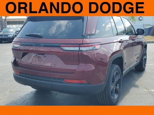 2025 Jeep Grand Cherokee Altitude