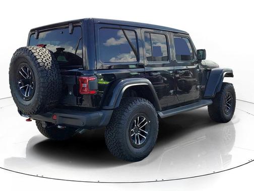 Black Clearcoat 2026 Jeep Wrangler Rubicon