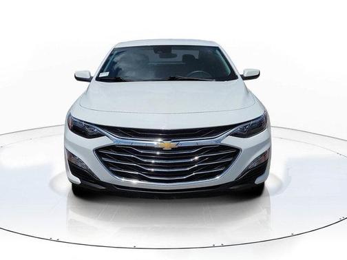 Summit White 2024 Chevrolet Malibu FWD 1LT