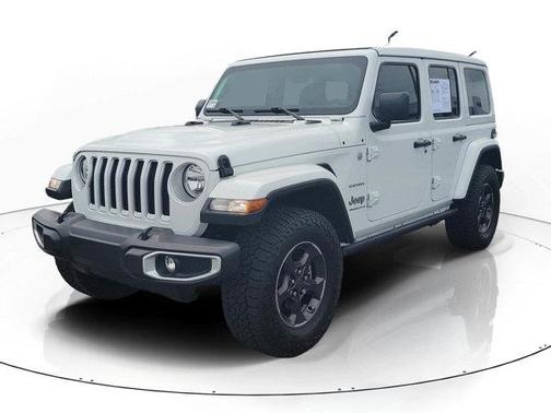 Bright White Clearcoat 2023 Jeep Wrangler 4-Door Sahara 4x4