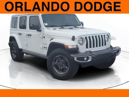 Bright White Clearcoat 2023 Jeep Wrangler 4-Door Sahara 4x4