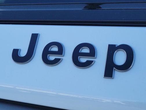 Bright White Clearcoat 2026 Jeep Grand Wagoneer Limited Altitude 4x4