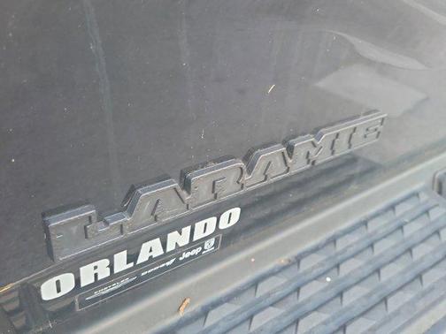 2022 RAM 2500 Laramie Crew Cab 4x4 6'4' Box