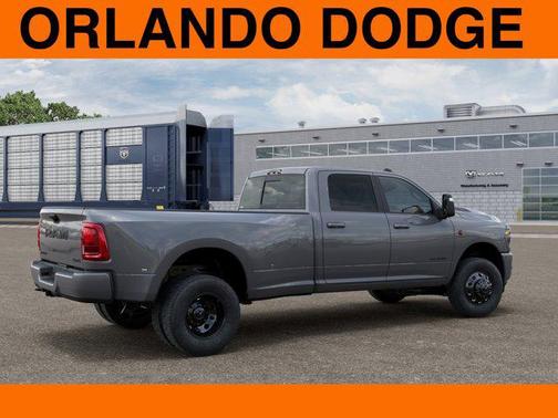 2026 RAM 3500 Laramie Crew Cab 4x4 8' Box
