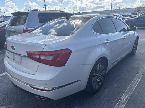 2016 Kia Cadenza Premium