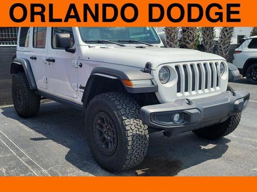 Bright White Clearcoat 2022 Jeep Wrangler Unlimited High Tide 4x4