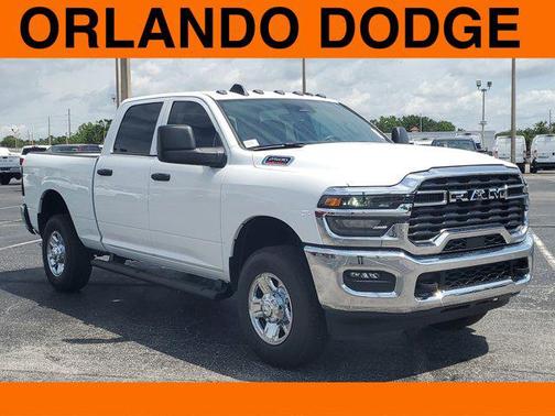 2025 RAM 2500 Tradesman Crew Cab 4x4 6'4' Box