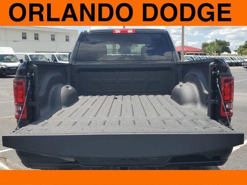2025 RAM 2500 Big Horn Crew Cab 4x4 6'4' Box