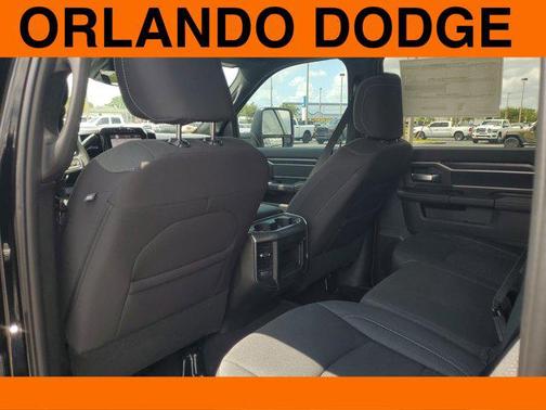 2025 RAM 2500 Big Horn Crew Cab 4x4 6'4' Box