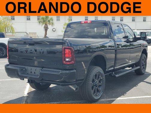 2025 RAM 2500 Big Horn Crew Cab 4x4 6'4' Box