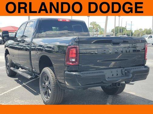 2025 RAM 2500 Big Horn Crew Cab 4x4 6'4' Box