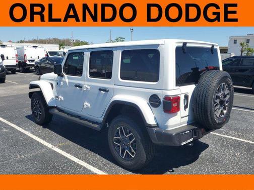 2025 Jeep Wrangler 4-Door Sahara 4x4
