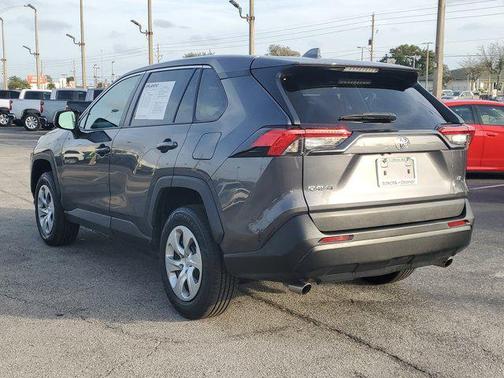 2022 Toyota RAV4 LE