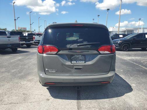2020 Chrysler Pacifica Red S Edition