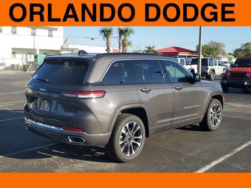 2025 Jeep Grand Cherokee Overland