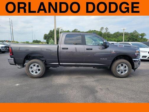 2025 RAM 2500 Big Horn Crew Cab 4x4 6'4' Box
