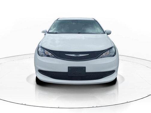 Bright White Clearcoat 2023 Chrysler Voyager LX