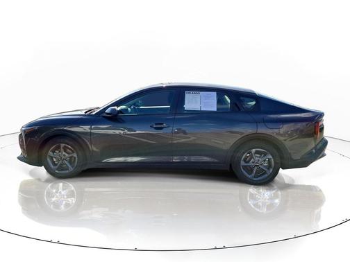 Interstellar Gray 2025 Kia K4 LXS