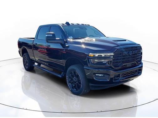 Diamond Black Crystal Pearlcoat 2026 RAM 2500 Laramie Crew Cab 4x4 6'4' Box