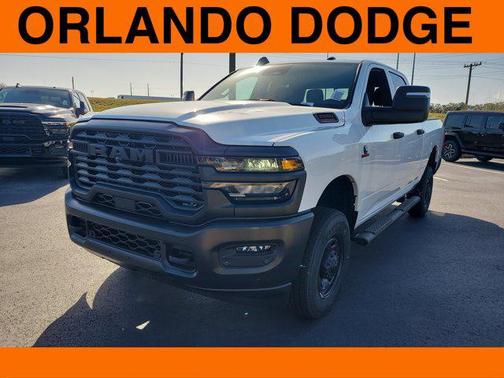 2026 RAM 2500 Tradesman Crew Cab 4x4 6'4' Box