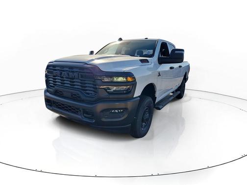 Bright White Clearcoat 2026 RAM 2500 Tradesman Crew Cab 4x4 6'4' Box