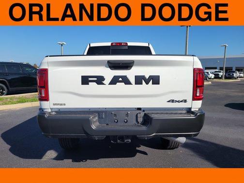 2026 RAM 2500 Tradesman Crew Cab 4x4 6'4' Box