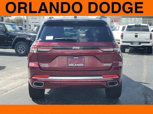 2025 Jeep Grand Cherokee Summit