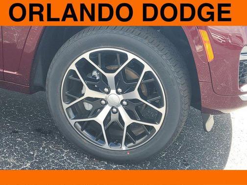 2025 Jeep Grand Cherokee Summit