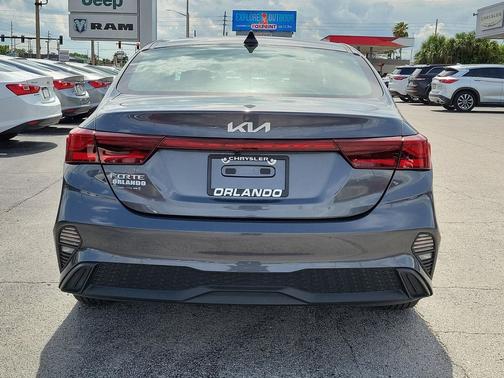 Gravity Gray 2024 Kia Forte LXS