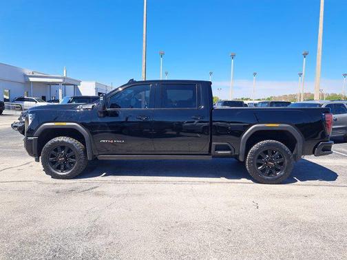 2024 GMC Sierra 2500 AT4