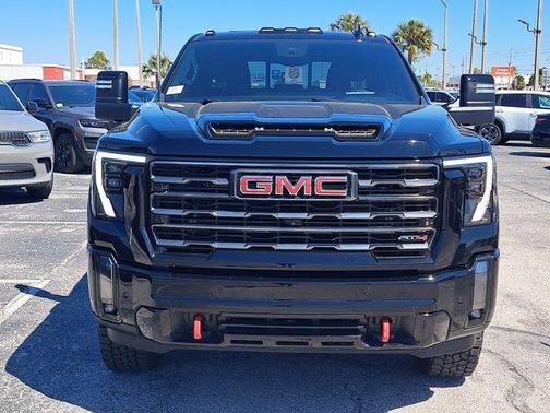 2024 GMC Sierra 2500 AT4