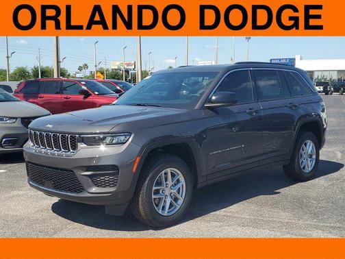 2025 Jeep Grand Cherokee Laredo