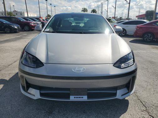 2025 Hyundai IONIQ 6 Limited