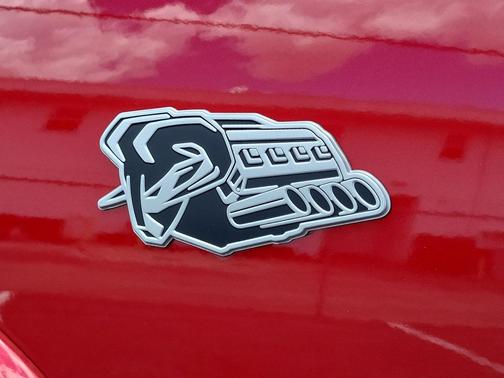 Molten Red Pearlcoat 2026 RAM 1500 Longhorn