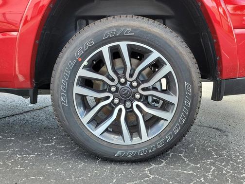 Molten Red Pearlcoat 2026 RAM 1500 Longhorn