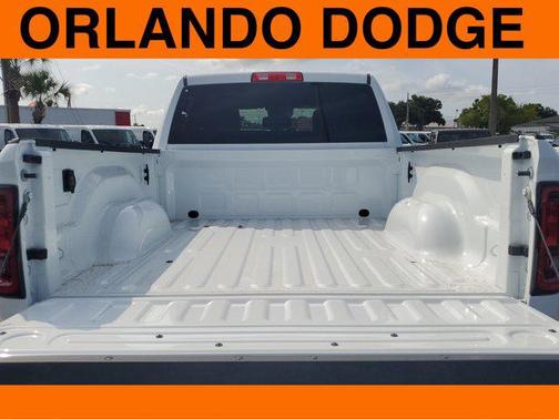 2025 RAM 2500 Tradesman Crew Cab 4x4 6'4' Box