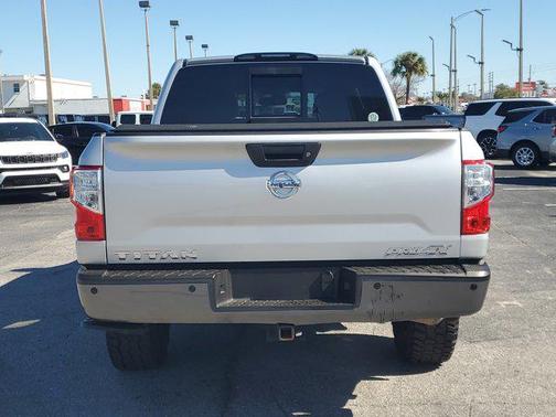 2018 Nissan Titan PRO-4X