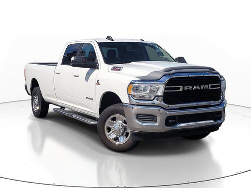 Bright White Clearcoat 2020 RAM 3500 Big Horn Crew Cab 4x4 8' Box