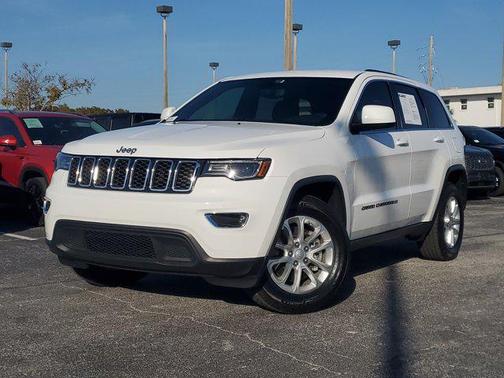 2022 Jeep Grand Cherokee Laredo