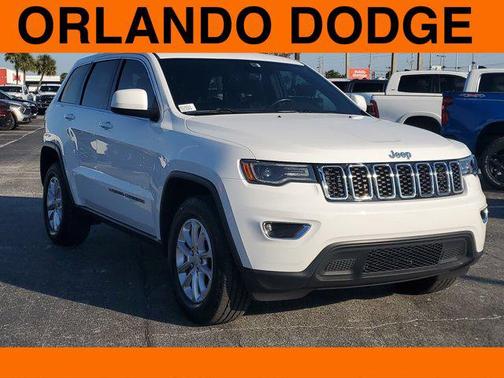 2022 Jeep Grand Cherokee Laredo