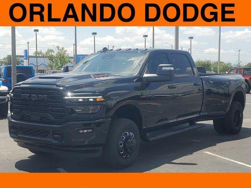 2025 RAM 3500 Laramie Crew Cab 4x4 8' Box