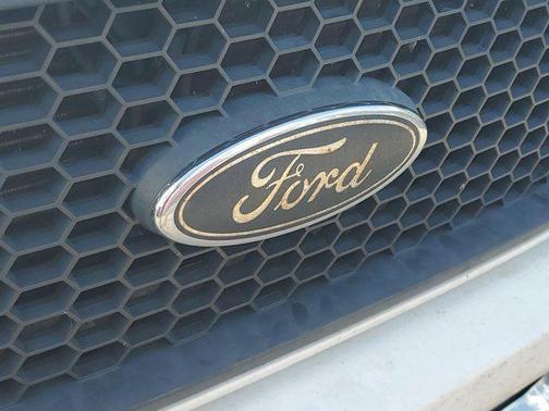 2004 Ford F-150 XLT SuperCrew