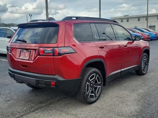 2026 Jeep Cherokee Laredo 4x4