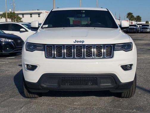 2022 Jeep Grand Cherokee Laredo