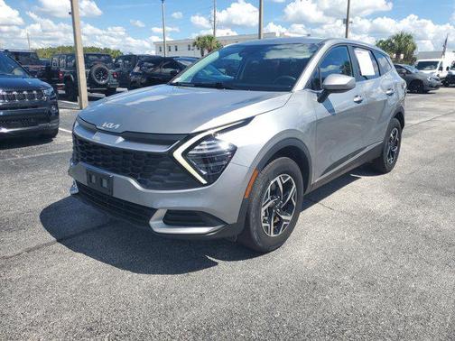 2024 Kia Sportage LX