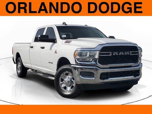 2020 RAM 2500 Tradesman Crew Cab 4X4 8' Box