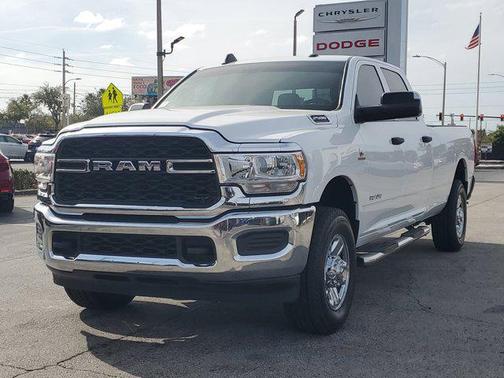 2020 RAM 2500 Tradesman Crew Cab 4X4 8' Box